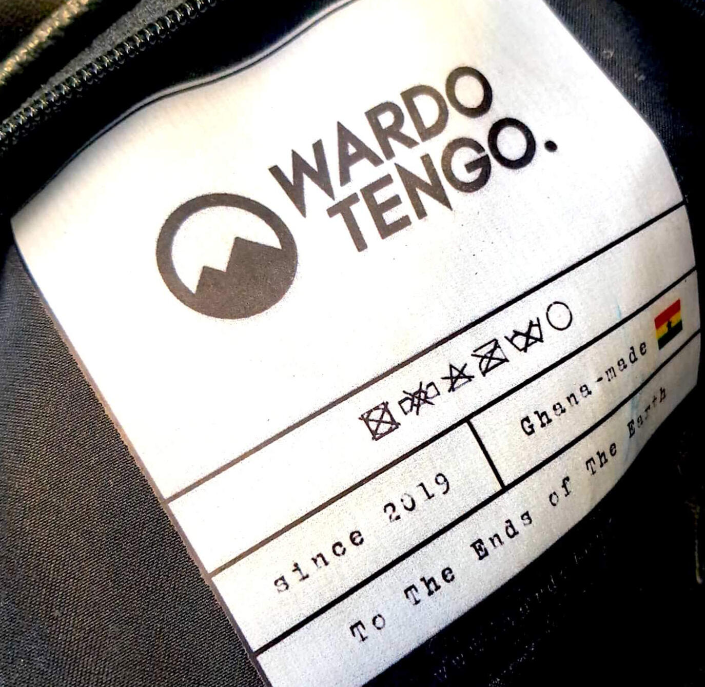 WARDO TENGO. Matte Black EveryThing bag label_interior view